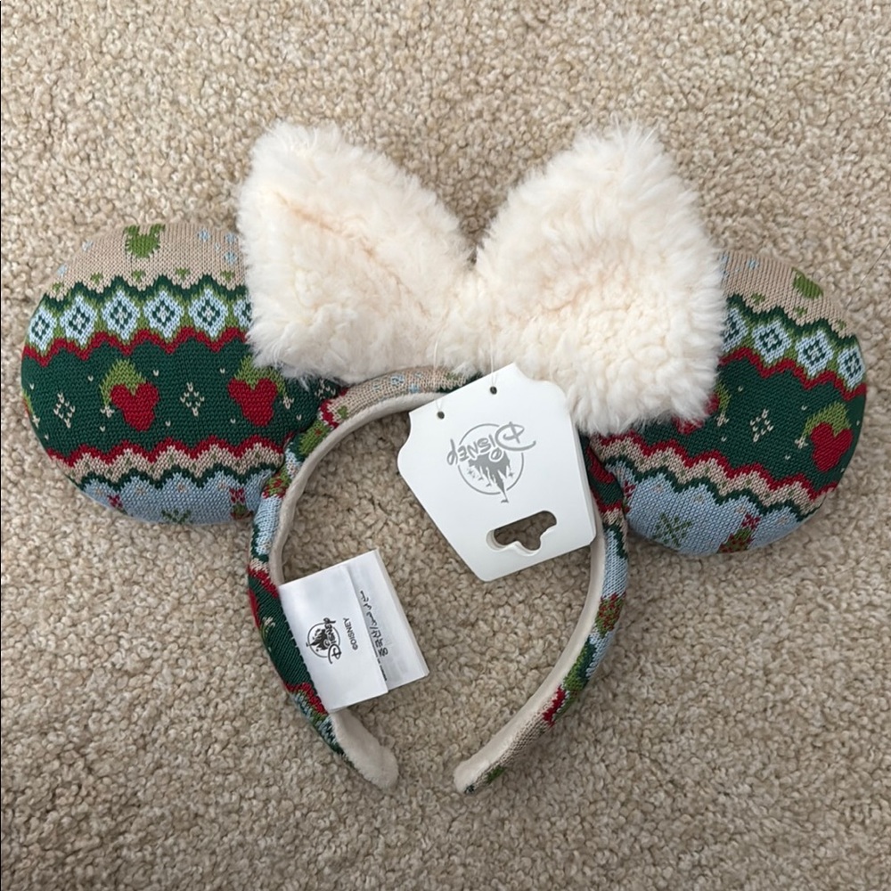 NWT Disney Parks Sherpa Bow Knitted Ears
